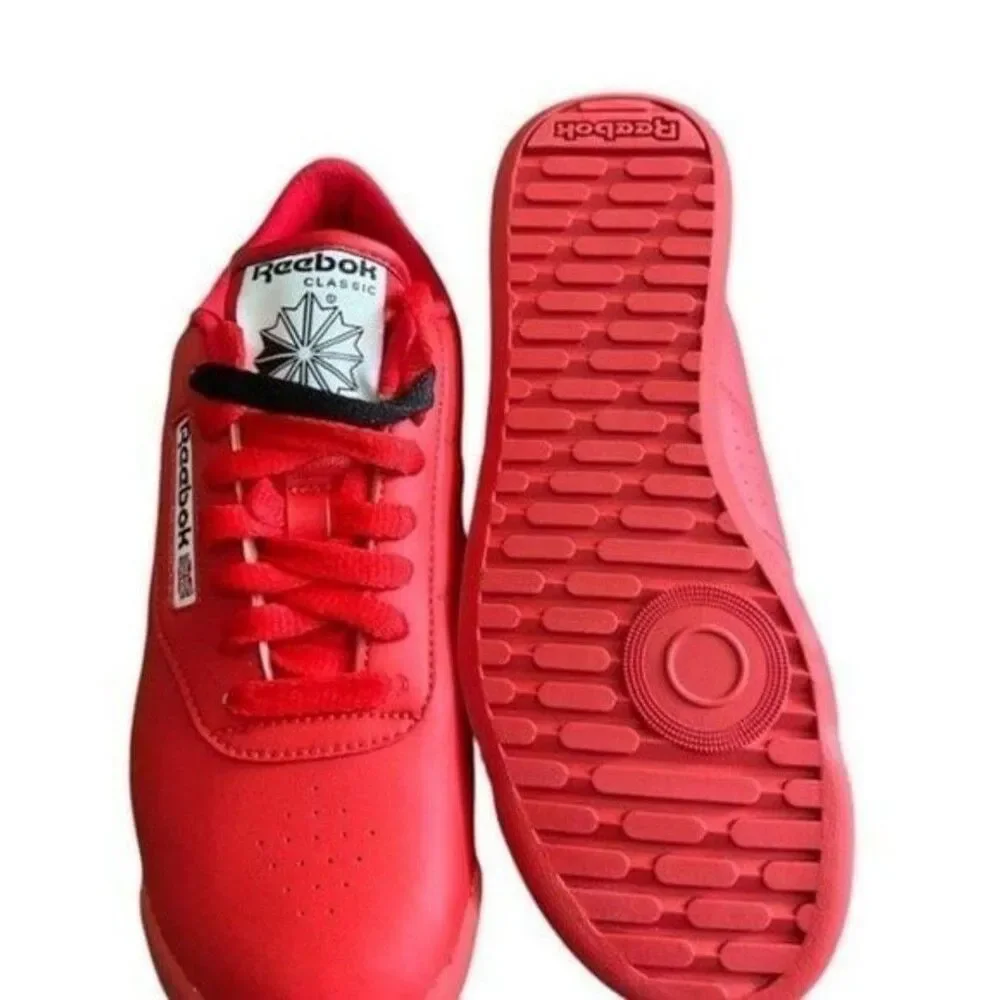 Reebok Womens Classic shoes Red/white Lace Up Low Top Sneakers Shoes Size 6.5